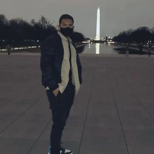 Meet your Posher, Luis